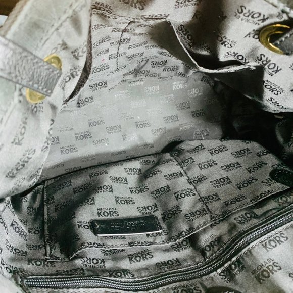 Michael Kors Medium Tote - Picture 8 of 10